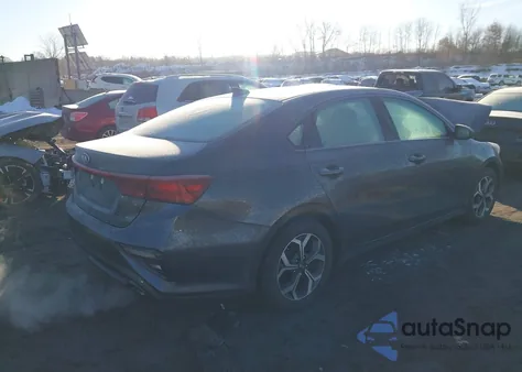 2019 Kia Forte Lxs z USA, uszkodzony, nr VIN 3KPF24AD3KE030245